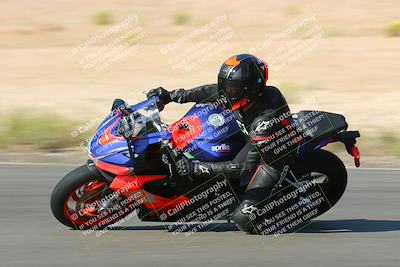 media/Oct-16-2022-TrackXperience (Sun) [[236a00b5b6]]/Group 3/session 2 turn 11/
